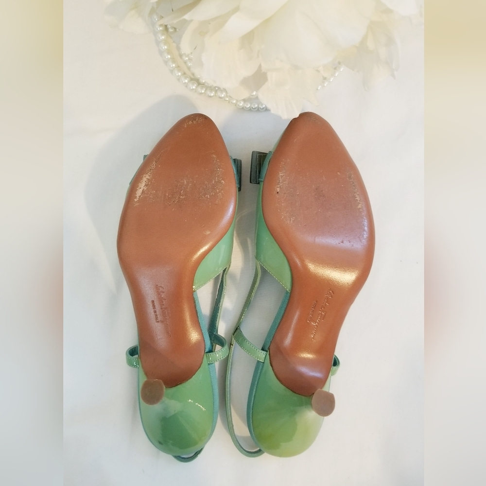 Salvatore Ferragamo Vintage Mint Green Peep Toe Bow Slingback Heels - Picture 14 of 15